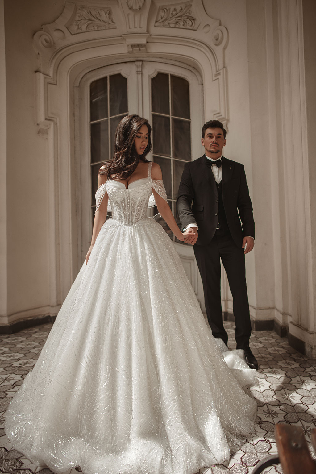 white christmas dresses Chic White Sweetheart Ball Gown Sleeveless Floor-Length Satin Wedding Dress with Lace
